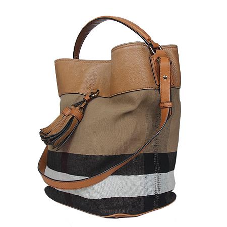 Burberry(������) �Ͽ콺 üũ �к긯 ���� ���� ȣ�� 2WAY[���ֻ���] �̹���2 - ���̺��� �߰���ǰ