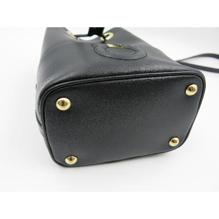 Ferragamo(��󰡸�) ��Ŷ ũ�ν��� �̹���4 - ���̺��� �߰���ǰ