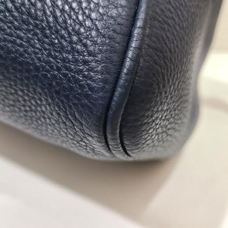 Prada(ÇÁ¶ó´Ù) 1BB797 ³×À̺ñ ·¹´õ VIT.DAINO »ï°¢·Î°í ½º¸ô º¸½ºÅæ Å䯮¹é + Å©·Î½º ½ºÆ®·¦ Prada(ÇÁ¶ó´Ù) 1BB797 ³×À̺ñ ·¹´õ VIT.DAINO »ï°¢·Î°í ½º¸ô º¸½ºÅæ Å䯮¹é + Å©·Î½º ½ºÆ®·¦