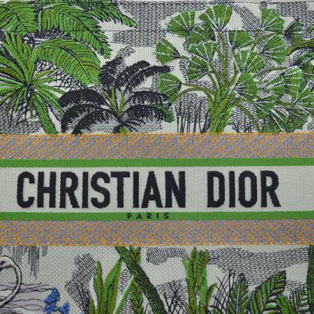 Dior(ũ����î���) M1285ZRBQ �ڼ� �� ��Ʈ ���� �� �̹���2 - ���̺��� �߰���ǰ