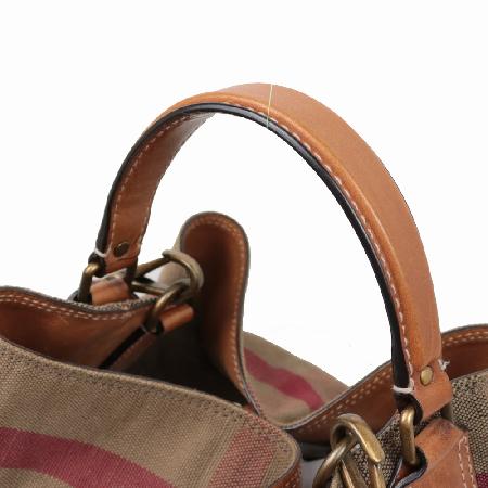 Burberry(������) 3855146 ���ܳ� ȣ�� ����� [����ż�����] �̹���4 - ���̺��� �߰���ǰ