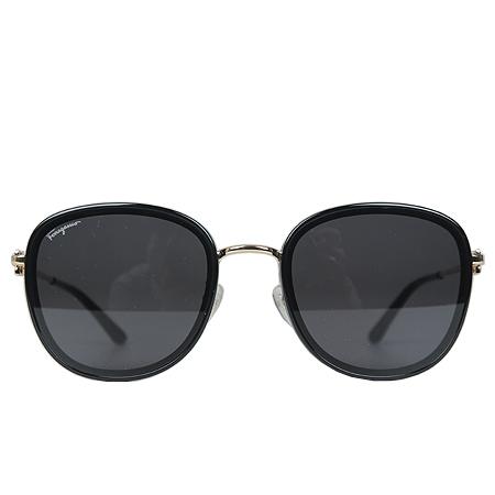 ��󰡸� ��ġ�� ���۶�