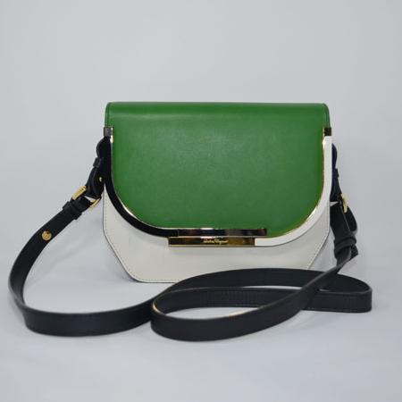 ��󰡸�  ũ�ν���