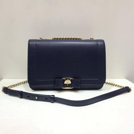 Ferragamo(��󰡸�) 21 G878 ���̺� ���� ���� ���� �̵� ü�� ����� �� ũ�ν��� �̹���2 - ���̺��� �߰���ǰ
