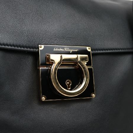 Ferragamo(��󰡸�) DH 21 D782 ���� ��ġ�� ��� ��Ű ��Ʈ�� [����ż�����] �̹���5 - ���̺��� �߰���ǰ