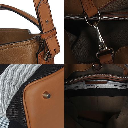 Burberry(������) 39829371 �ֽ��� ĵ���� ī�� ���� �����Ŀ�ġ 2WAY[���ַԵ���] �̹���5 - ���̺��� �߰���ǰ