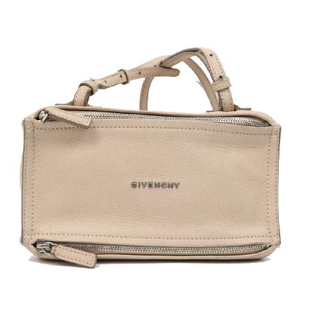 ����� �ǵ��� �̴� ũ�ν��� 