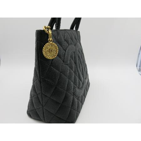 Chanel() ĳ   ̹3 - ̺ ߰ǰ