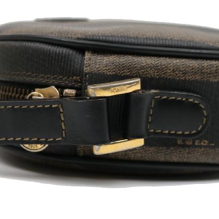 Fendi() Ƽ Ʈ ũν [ż] ̹4 - ̺ ߰ǰ