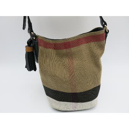 Burberry(������) ������ ũ�ν��� �̹���2 - ���̺��� �߰���ǰ