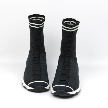 Fendi(���) �轺 ����Ŀ�� 38(250MM) [����ż�����] �̹���3 - ���̺��� �߰���ǰ