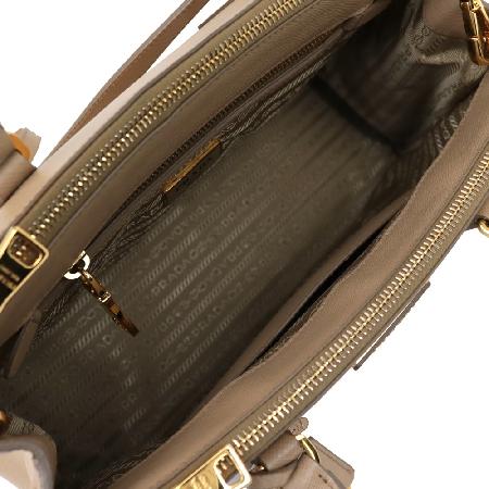 Prada(�����) BN1801 ���ǾƳ� ���� ��Ʈ�� �� ����� [����ż�����] �̹���2 - ���̺��� �߰���ǰ