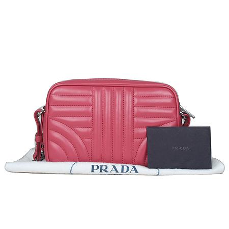 Prada(�����) 1BH084 ��ũ ���� ���̾�׷� ���� ü�� ��� ũ�ν���[���ַԵ���] �̹���3 - ���̺��� �߰���ǰ