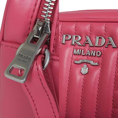 Prada(�����) 1BH084 ��ũ ���� ���̾�׷� ���� ü�� ��� ũ�ν���[���ַԵ���] �̹���4 - ���̺��� �߰���ǰ