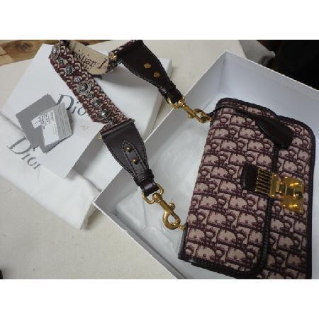 19��)Dior(ũ����î���) M5818CTZO �ֽŻ� ������ũ �ڰ��� ���Ʈ �����+�����Ʈ�� 2WAY[û�ֱ�õ������] �̹���4 - ���̺��� �߰���ǰ