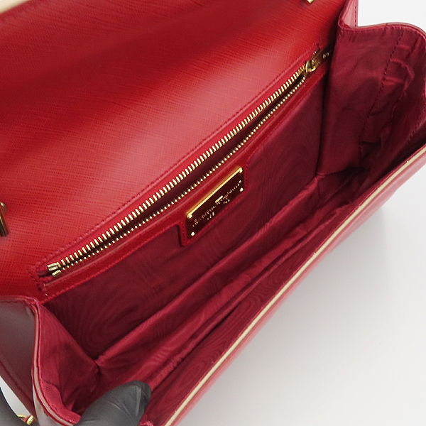 Ferragamo(��󰡸�) 21 E980 ���� ���ǾƳ� ���� ���� �ٶ���� ü�� ũ�ν��� [��������] �̹���6 - ���̺��� �߰���ǰ