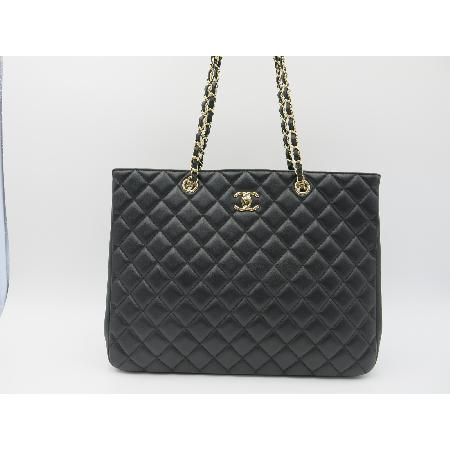 Chanel() ü 