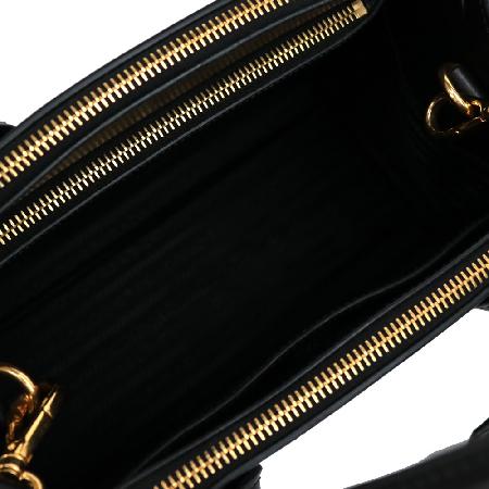 Prada(�����) 1BA103 ���ǾƳ� ��Ƽ C ���� �Ķ��׸� ����ΰ� ��Ʈ�� �� ����� [����ż�����] �̹���3 - ���̺��� �߰���ǰ