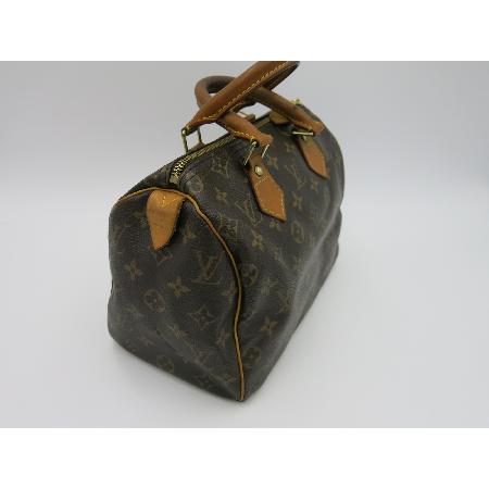 Louis Vuitton(̺) ׷ ǵ 25Ʈ ̹3 - ̺ ߰ǰ