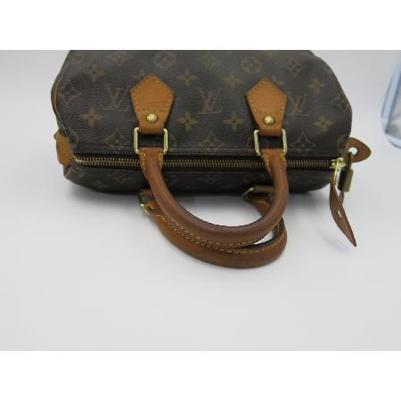 Louis Vuitton(̺) ׷ ǵ 25Ʈ ̹4 - ̺ ߰ǰ