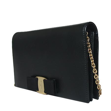 Ferragamo(󰡸)  22B850  ٶ  ǾƳ ü  ũν [ֻ] ̹3 - ̺ ߰ǰ