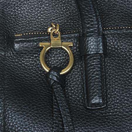 Ferragamo(󰡸)  21F215    ̹ Ʈ  [ֻ] ̹4 - ̺ ߰ǰ