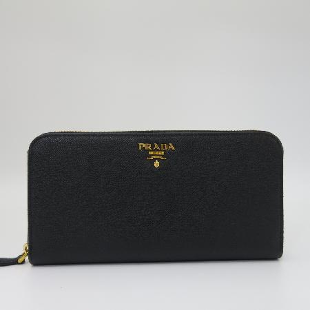 Prada() ǾƳ 