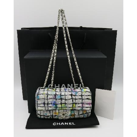 Chanel() ΰ Ƽ ÷