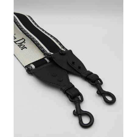 Dior(ũî)   Ʈ ̹4 - ̺ ߰ǰ