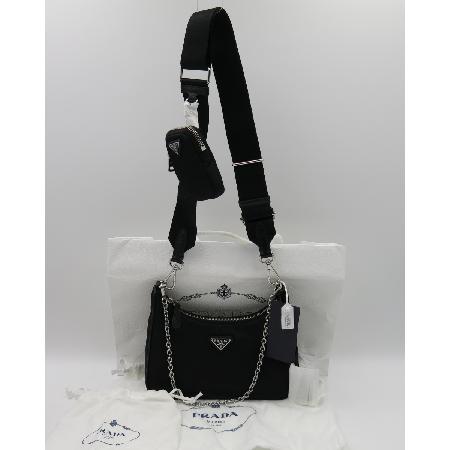Prada()   ǾƳ 