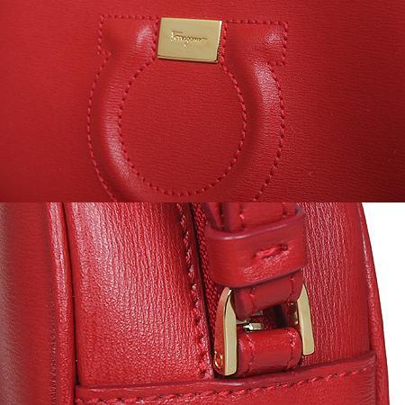 Ferragamo(󰡸) 21 H006   ġ Ƽ ̴ ũν (ַԵ) ̹4 - ̺ ߰ǰ