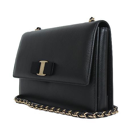 Ferragamo(󰡸) 21-E480  ٶ  ǾƳ ü  ũν(ַԵ) ̹3 - ̺ ߰ǰ