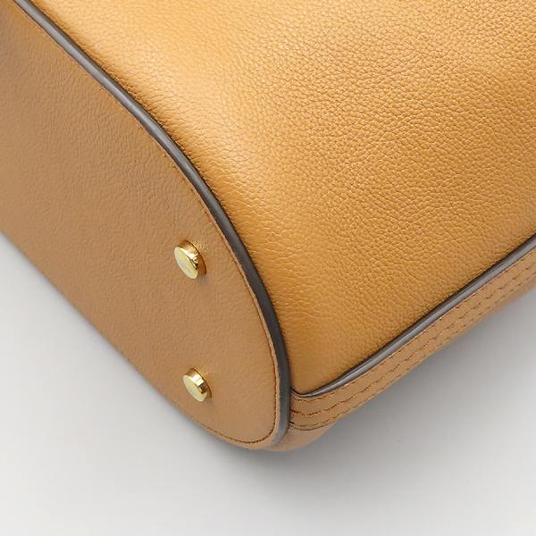 Tod's() XBWTSAQ0200Q8ES410  ÷  ŸӸ  Ŷ + Ŀġ  [] ̹6 - ̺ ߰ǰ