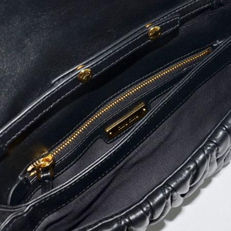 MiuMiu(̿̿) 5BH080 NERO  ÷  Ʋ  ΰ ũν ̹5 - ̺ ߰ǰ