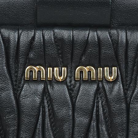 MiuMiu(̿̿) 5BH356   ׶ Ŭġ  ũν(ֻ) ̹4 - ̺ ߰ǰ