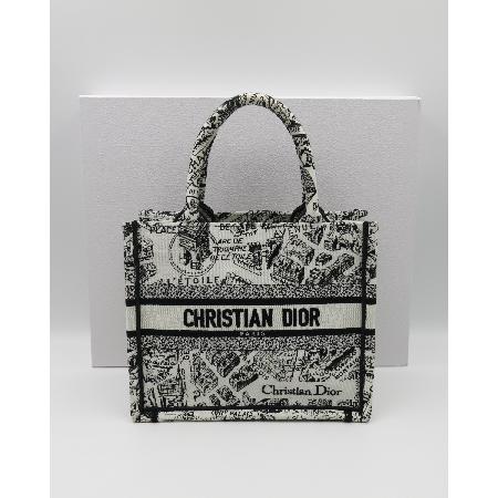 Dior(ũî) Ʈ  Ʈ