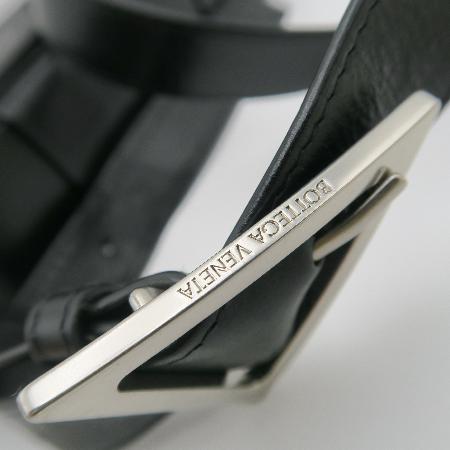 ñ)BOTTEGAVENETA (װŸ) 23SS Ʈġ 667298 īƮ ̵ ũν[ûֱõ] ̹2 - ̺ ߰ǰ