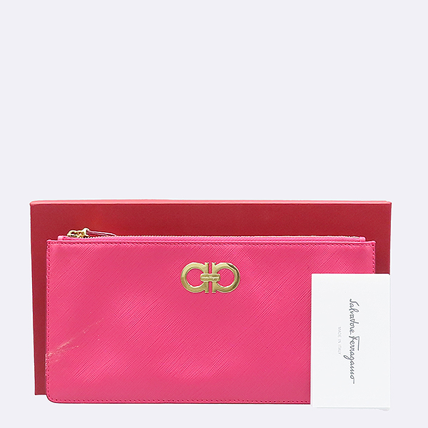 Ferragamo(󰡸) 22 C230 ũ ǾƳ  ġ Ŀġ []