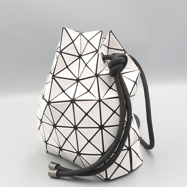 ISSEY MIYAKE(̼̹̾) BB26 AG531 ȭƮ ÷ BAOBAO ٿٿ  Ŷ [] ̹3 - ̺ ߰ǰ