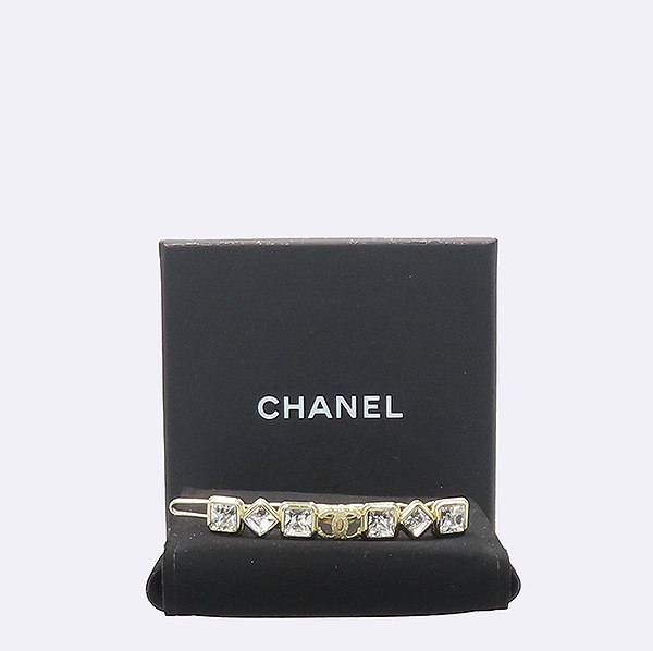 Chanel() CC ΰ    []