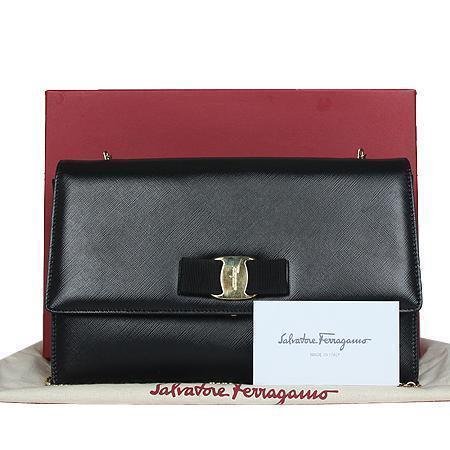 Ferragamo(󰡸) D855  ٶ  ǾƳ ü  ũν(ַԵ) ̹2 - ̺ ߰ǰ