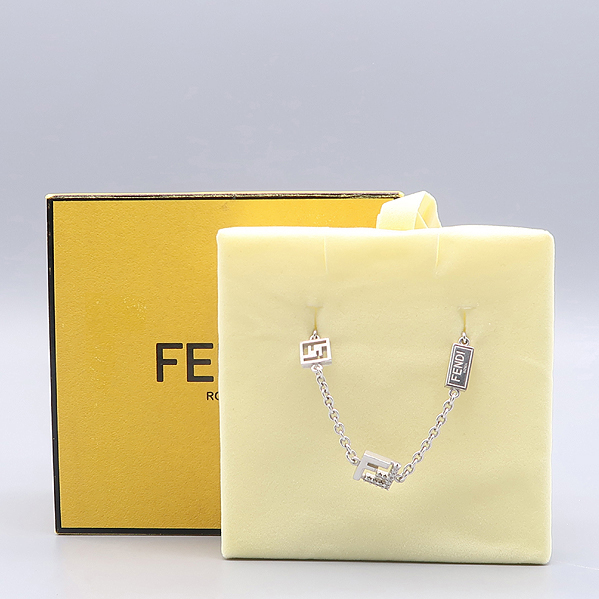 Fendi()   FF ũŻ ü  [] ̹4 - ̺ ߰ǰ