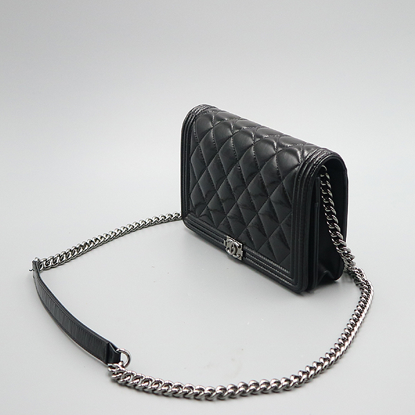Chanel() A80287  ̴Ʈ    WOC (   ü) ũν [뱸] ̹3 - ̺ ߰ǰ