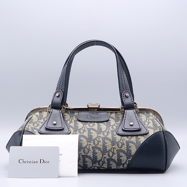 Dior(ũî)   ũ ī Ƽ Ʈ []