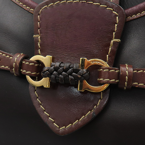 Ferragamo(󰡸) 21 C807    ÷   Ż ġ    [б] ̹5 - ̺ ߰ǰ