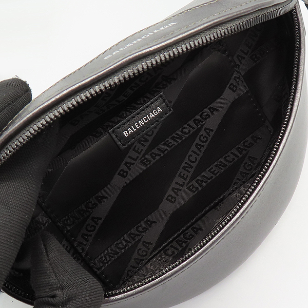 Balenciaga(߷þư) 565510   Souvenirs(Ͼ) XXS Ʈ  [̷Ե] ̹7 - ̺ ߰ǰ
