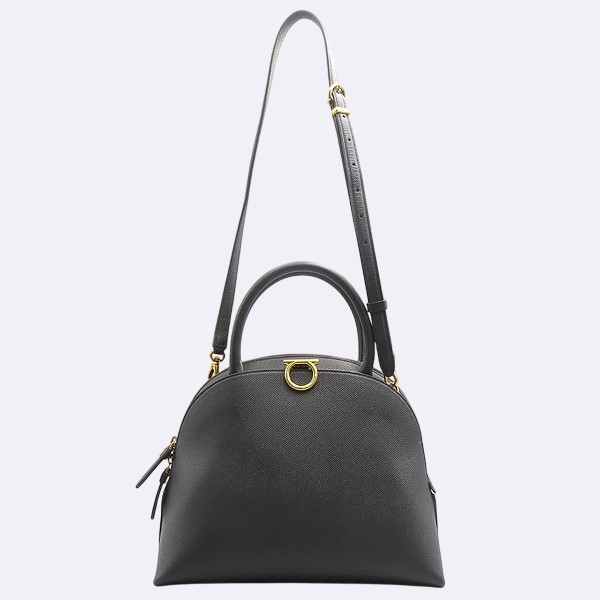 Ferragamo(󰡸) 21 0428    ġ ΰ   ž ڵ Ʈ + Ʈ [] ̹4 - ̺ ߰ǰ