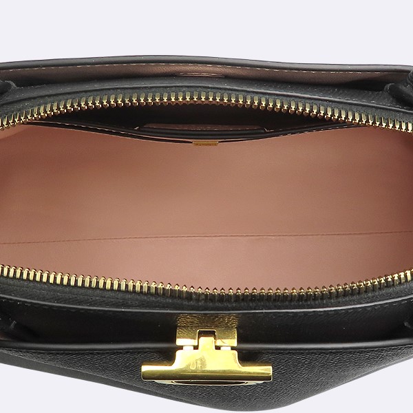 Ferragamo(󰡸) 21 0428    ġ ΰ   ž ڵ Ʈ + Ʈ [] ̹6 - ̺ ߰ǰ