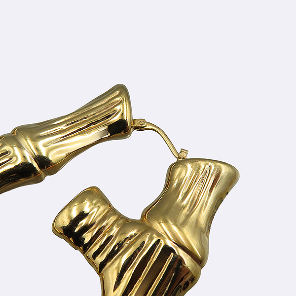 Fendi() FENDI x Nicki Minaj's  Ż F ΰ Ͱ [] ̹2 - ̺ ߰ǰ