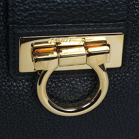 Ferragamo(󰡸) E654  ġ    Ľó ȣ (ֻ) ̹4 - ̺ ߰ǰ